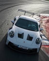 Super car Bl ondi e nearly dropped her j aw checking